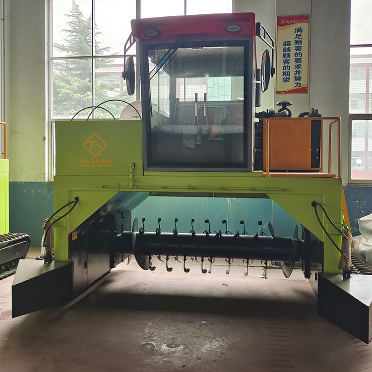 小型翻堆機多少錢 小型翻堆機多少錢